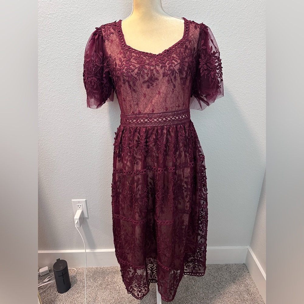 Ivy City Co Venice Dress size M